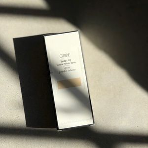 Oribe Swept Up Volume Powder Spray